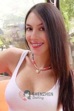 181298 - Laura Age: 30 - Colombia