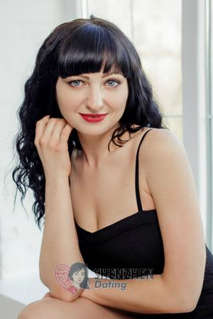 185305 - Yuliya Age: 38 - Ukraine