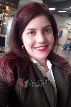 185734 - Laura Age: 34 - Colombia