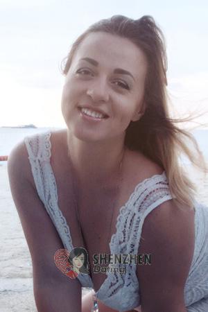 190154 - Olena Age: 36 - Ukraine