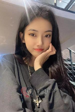 202583 - Jiayi Age: 24 - China