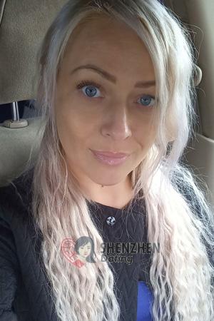 204710 - Olga Age: 39 - Russia