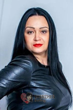 205703 - Oksana Age: 39 - Ukraine