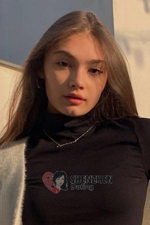 205821 - Ekaterina Age: 20 - Russia