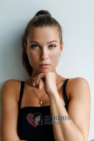 206431 - Elena Age: 24 - Ukraine