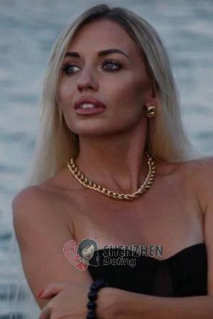 217627 - Yuliia Age: 33 - Ukraine