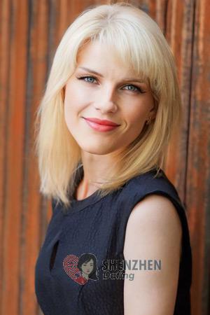 219454 - Alyona Age: 35 - Ukraine