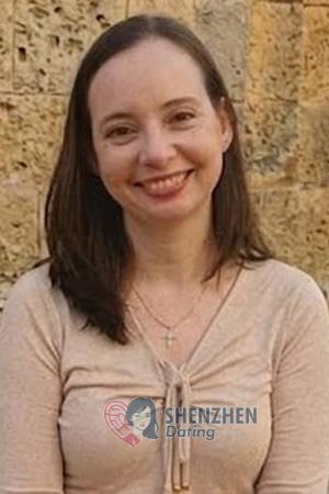 228098 - Laura Age: 44 - Colombia