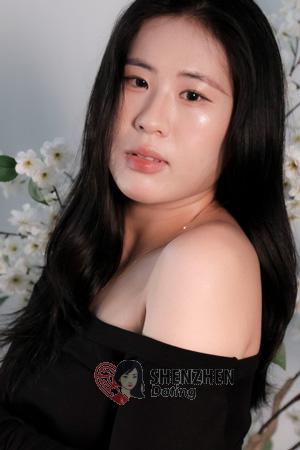 228151 - Pham Nhu Tram Age: 26 - Vietnam