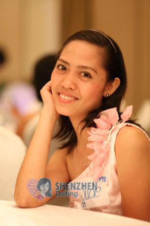 women-of-philippines-038